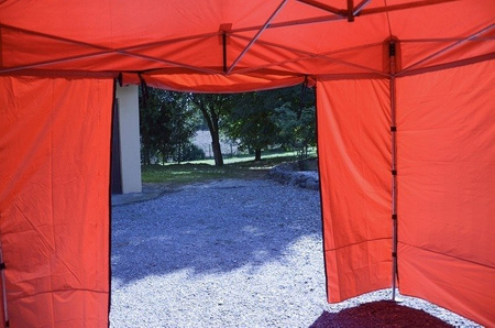 NAMIOT HANDLOWY 3 X 6M KONSTRUKCJA OCYNKOWANA